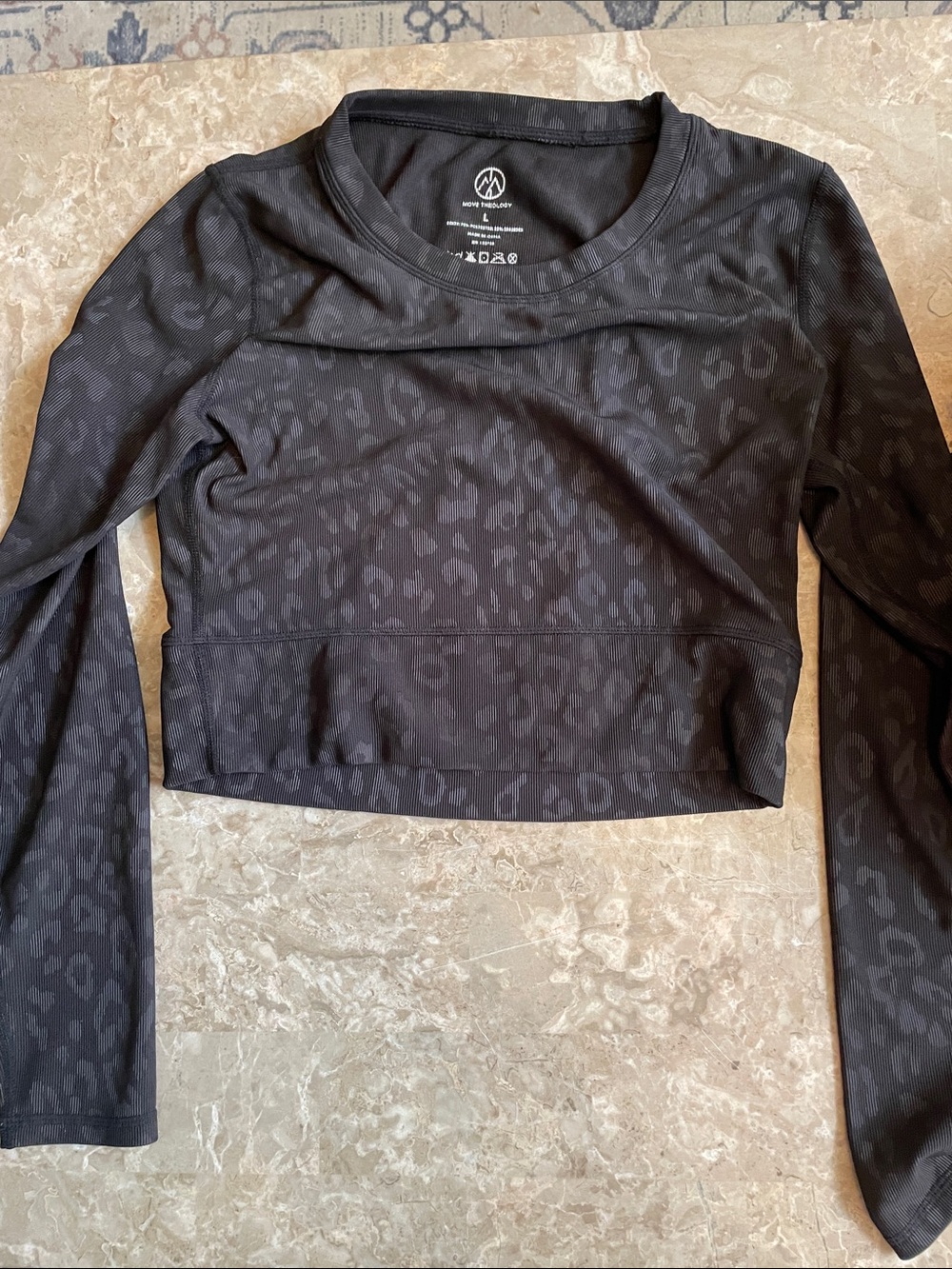 Women’s Black Leopard Jacquard Long Sleeve Crop Top